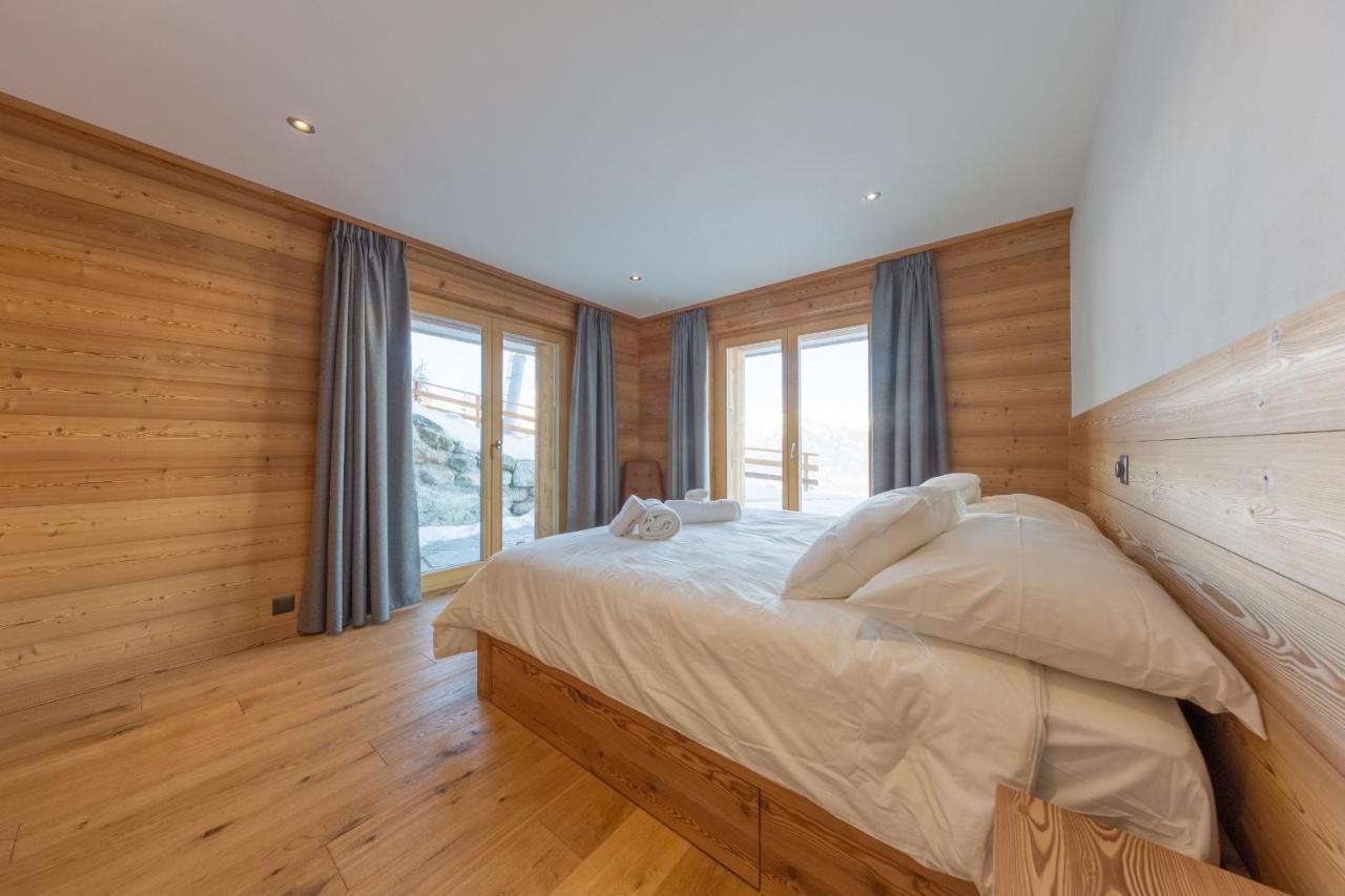 Oak Tree Chalet - On The Ski Slope - Luxury! Нендаз Екстериор снимка