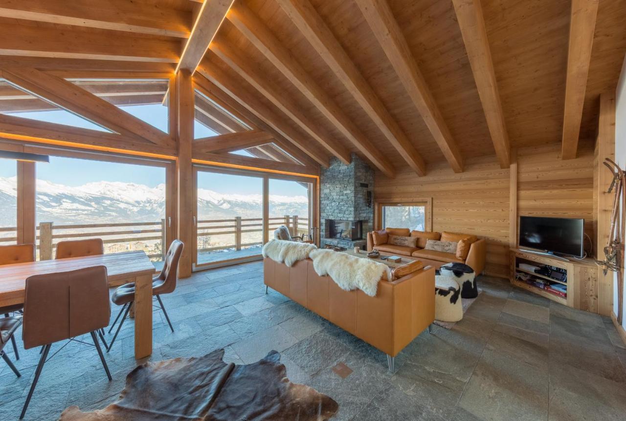 Oak Tree Chalet - On The Ski Slope - Luxury! Нендаз Екстериор снимка