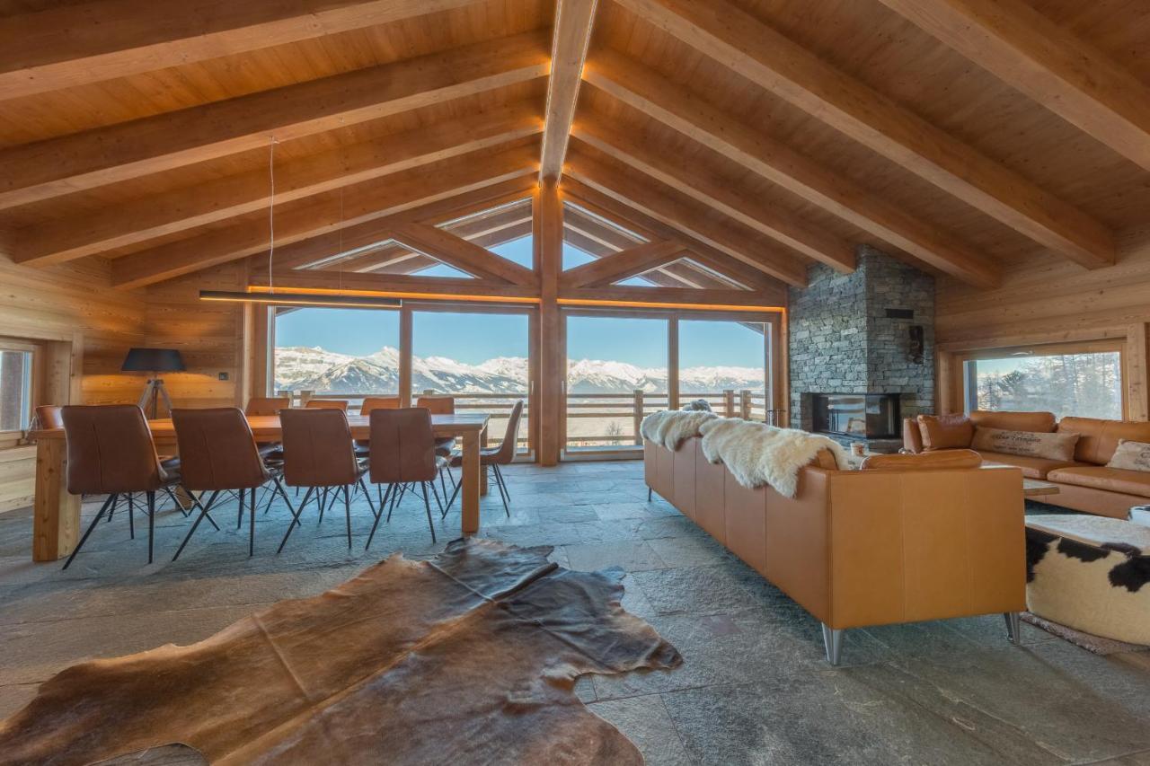 Oak Tree Chalet - On The Ski Slope - Luxury! Нендаз Екстериор снимка